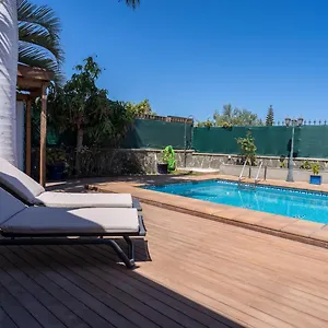 Cosmopolitan En Cerca De Dunas Maspalomas (Gran Canaria)